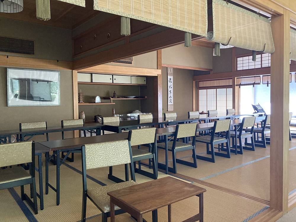 座敷(仮の写真)